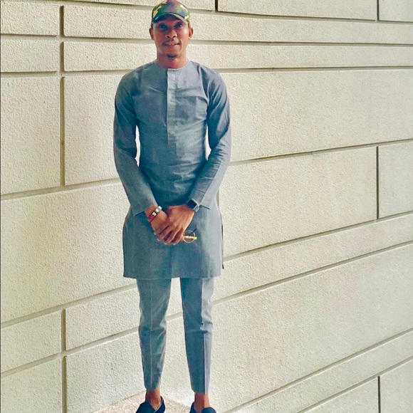 Meet your Posher, Raphael - Picture 1 of 1